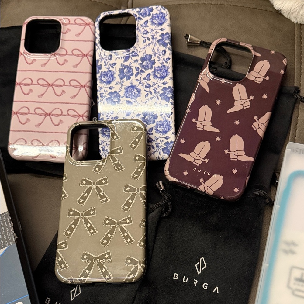 iPhone 15 Pro Max Burga Case Pack